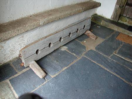 Bratton Clovelly = The Stocks